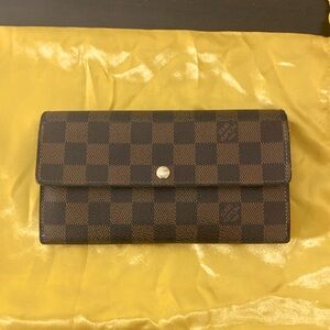 Louis Vuitton Damier Wallet